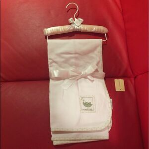 Brand new baby blanket
